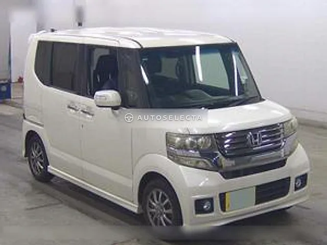 Honda N-BOX Custom 2013