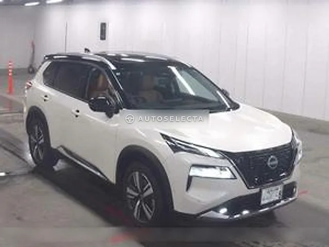 Nissan X-Trail 2024, auction grade 5