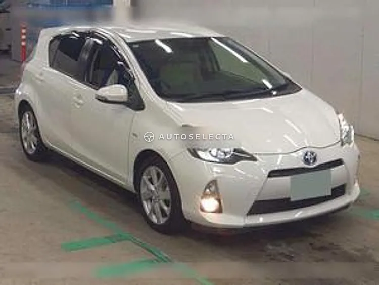 Toyota Aqua 2014, photo 1 of 1