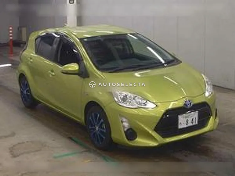 Toyota Aqua 2017, photo 1 of 1