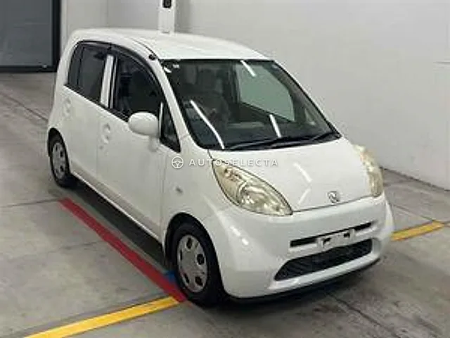Honda Life 2006, auction grade R