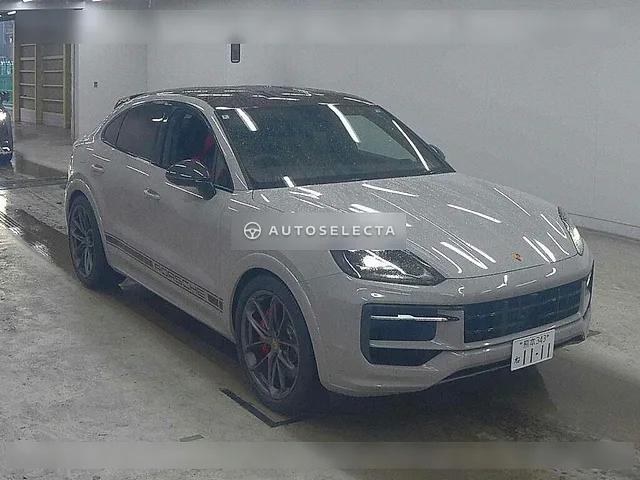Porsche Cayenne Coupe 2024, auction grade 6