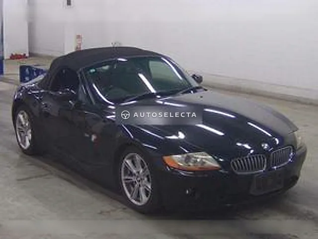 BMW Z4 2004, auction grade 4