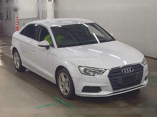 Audi A3 Sedan 2017, auction grade 4