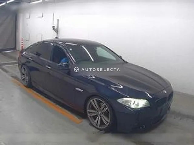 BMW 5 Series 2011, auction grade 3.5