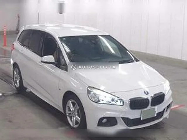 BMW 2 Series 2015, auction grade 4.5