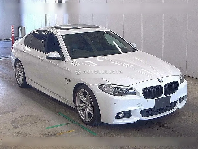BMW 5 Series 2013, auction grade 4.5
