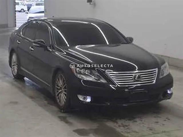 Lexus LS 2010, auction grade 4