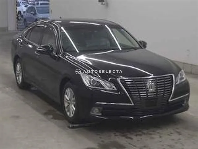 Toyota Crown 2015, auction grade R