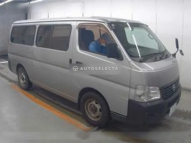 Nissan Caravan Coach 2005