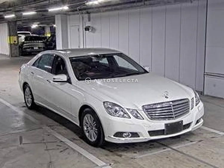 Mercedes-Benz E-Class 2009, photo 1 of 1