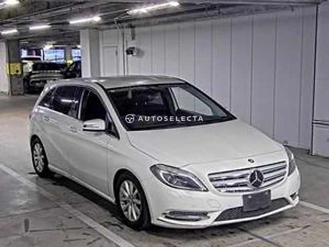 Mercedes-Benz B-Class 2013, auction grade 4