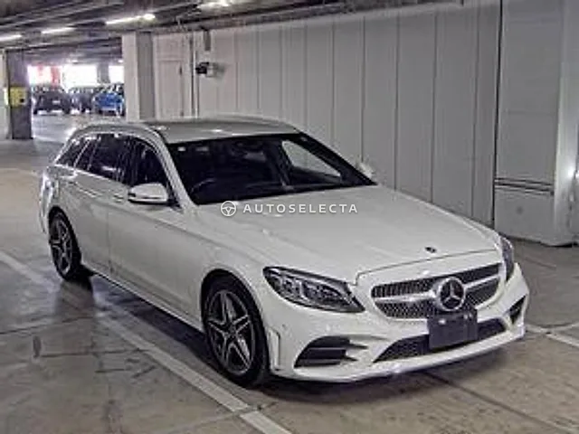 Mercedes-Benz C-Class Station Wagon 2019, auction grade 3.5