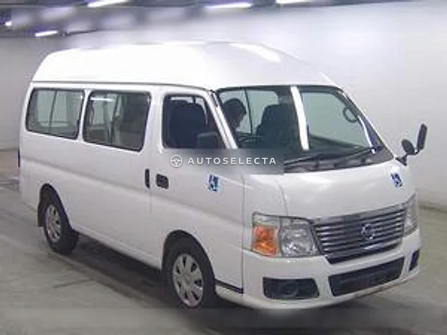 Nissan Caravan Bus 2011, auction grade 3.5