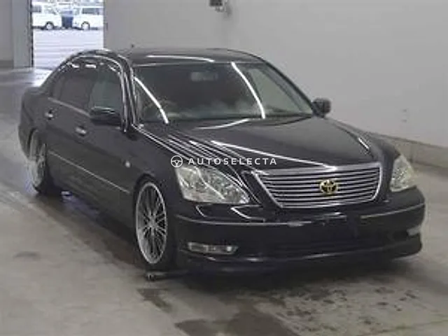 Toyota Celsior 2005, auction grade R