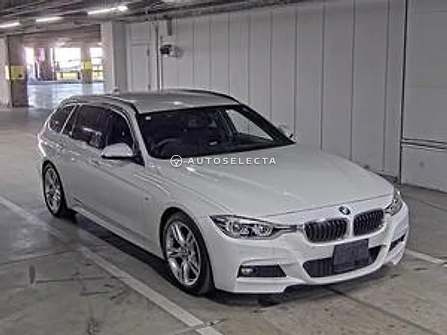 BMW 3 Series 2019, auction grade 4.5