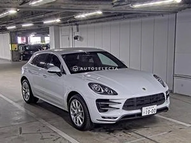Porsche Macan 2016, auction grade 4.5