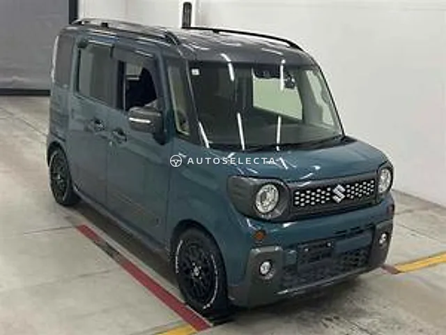 Suzuki Spacia Gear 2021, auction grade 3.5