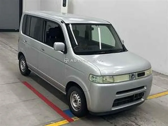 Honda That's 2005, auction grade R