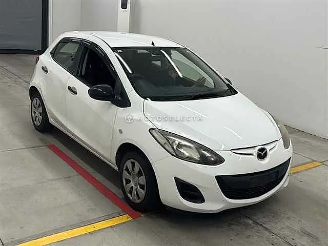 Mazda Demio 2011, auction grade 3.5