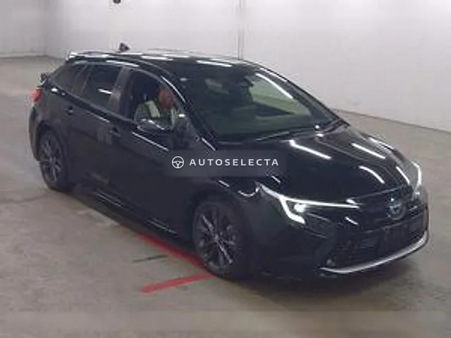 Toyota Corolla Touring 2022, auction grade 3.5