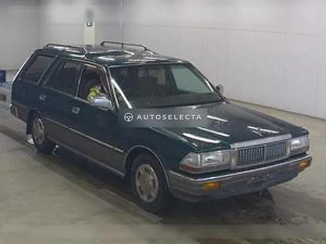 Nissan Cedric Wagon 1996, auction grade 3.5
