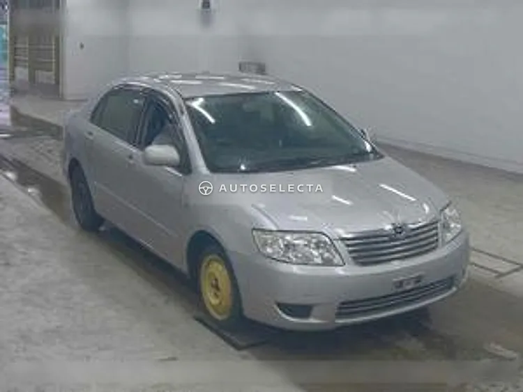 Toyota Corolla 2004, photo 1 of 1