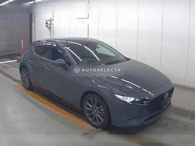 Mazda MAZDA3 Fastback 2023, auction grade 4.5