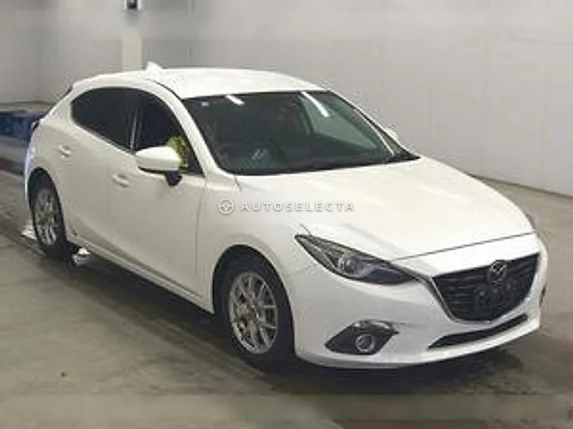 Mazda Axela Sport 2015, auction grade R