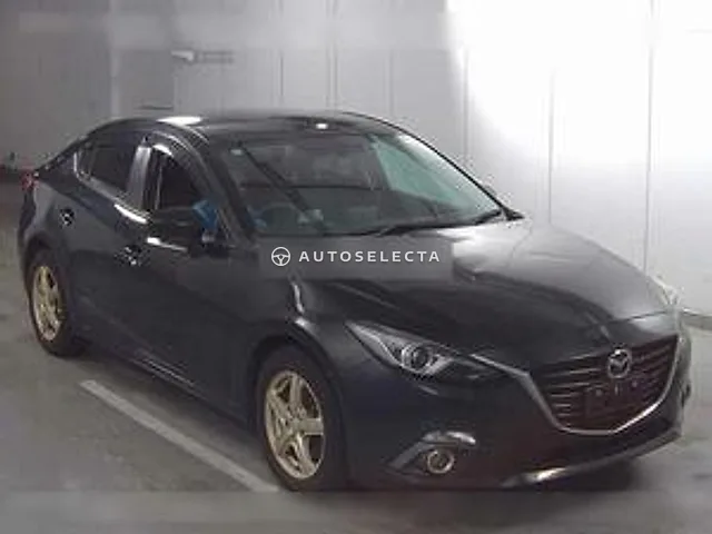 Mazda Axela Hybrid 2014, auction grade 3.5