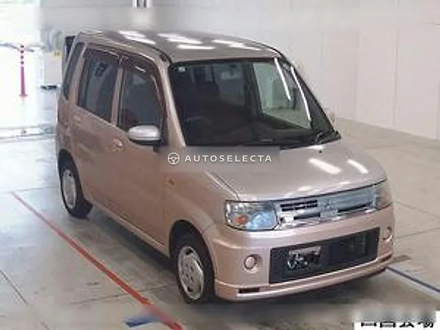 Mitsubishi Toppo 2009, auction grade 3.5