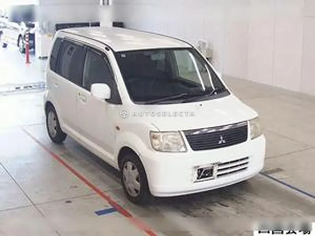 Mitsubishi eK Wagon 2005, auction grade 3.5