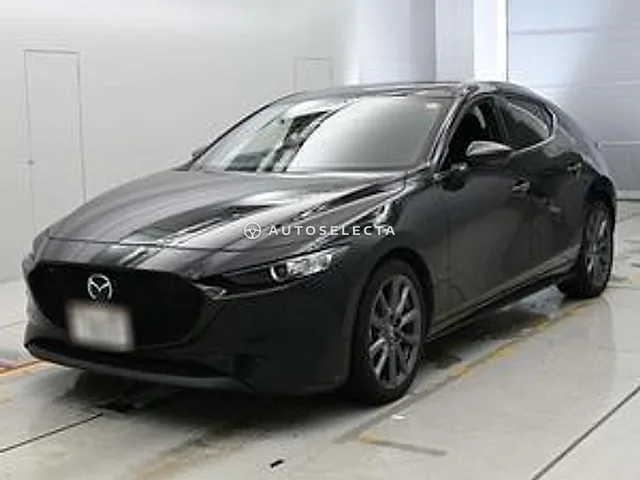 Mazda MAZDA3 Fastback 2023, auction grade 3.5