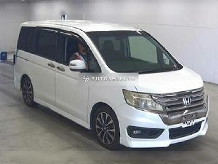 Honda Stepwgn Spada 2013, photo 1 of 1