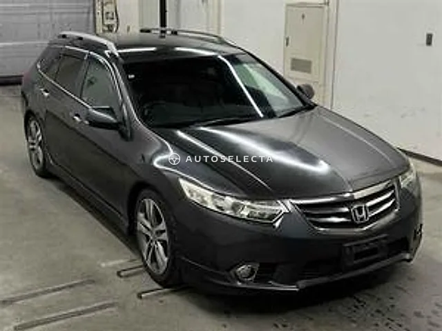Honda Accord Tourer Type S 2011, auction grade 3.5