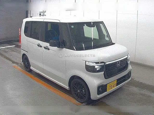 Honda N-BOX Custom 2026, auction grade S