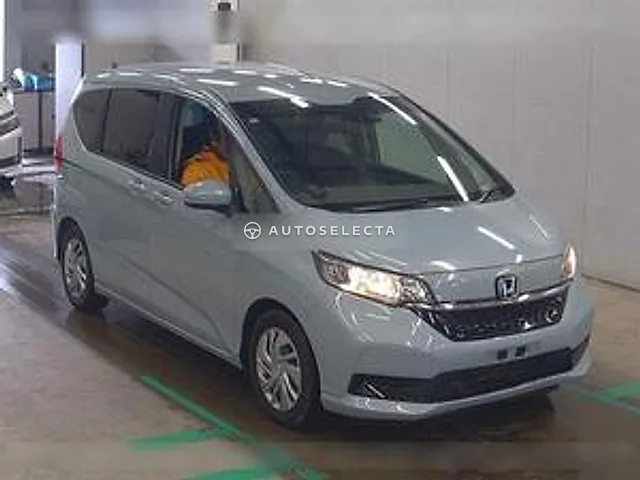 Honda Freed 2023, auction grade R