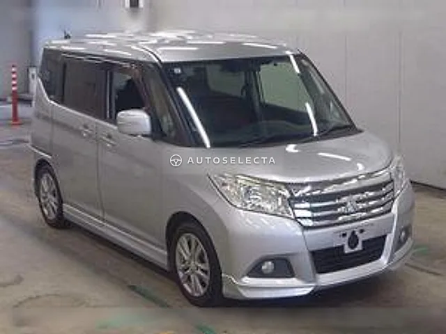 Mitsubishi Delica D:2 2017, auction grade 3.5