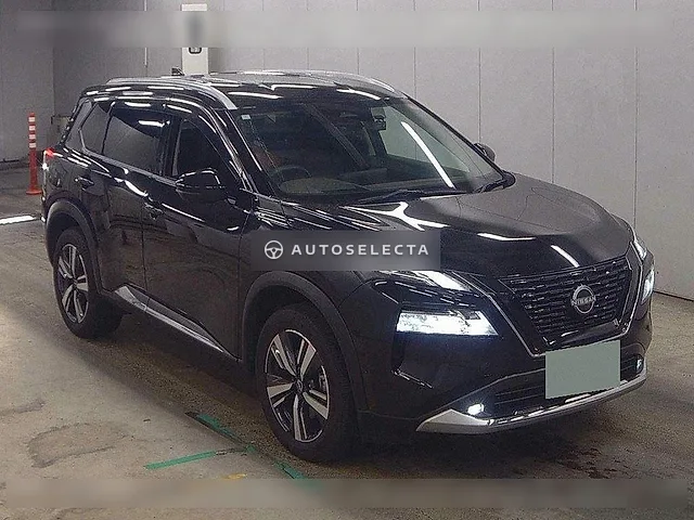 Nissan X-Trail 2024, auction grade 5