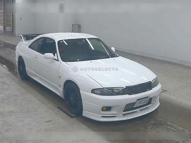 Nissan Skyline GT-R V-Spec 1996, auction grade 3.5