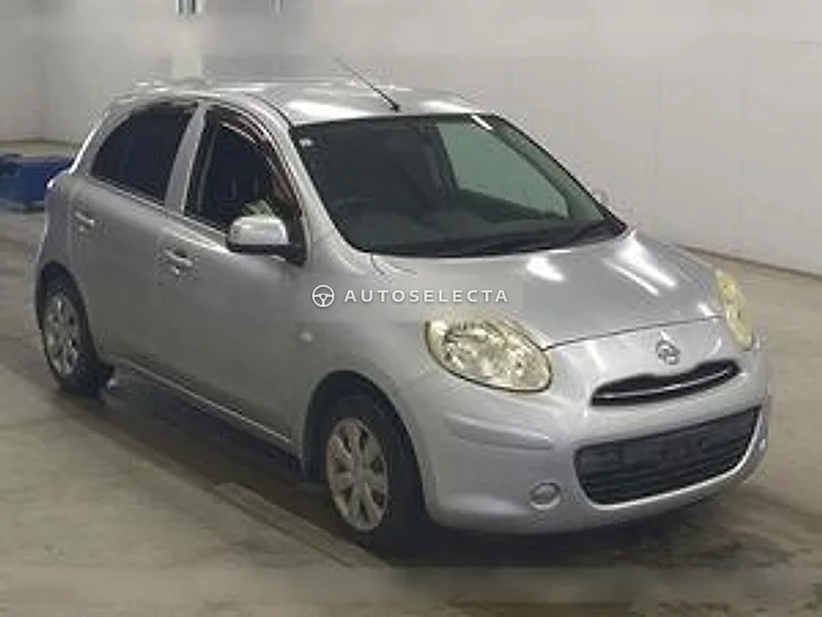 Nissan March 2010, photo 1 of 1