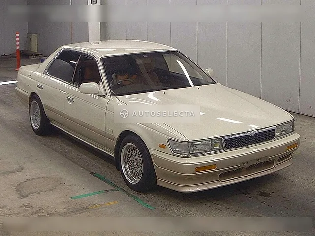 Nissan Laurel 1990, auction grade 3.5