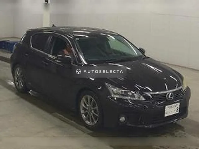 Lexus CT 2013, auction grade R