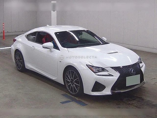 Lexus RC F 2015, auction grade 5