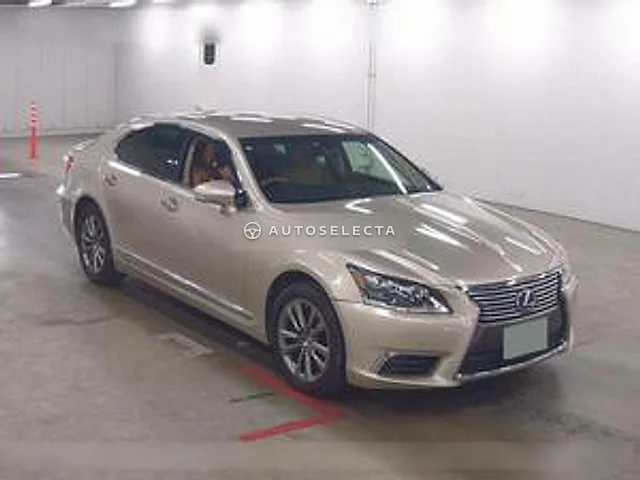 Lexus LS 2013, auction grade 4