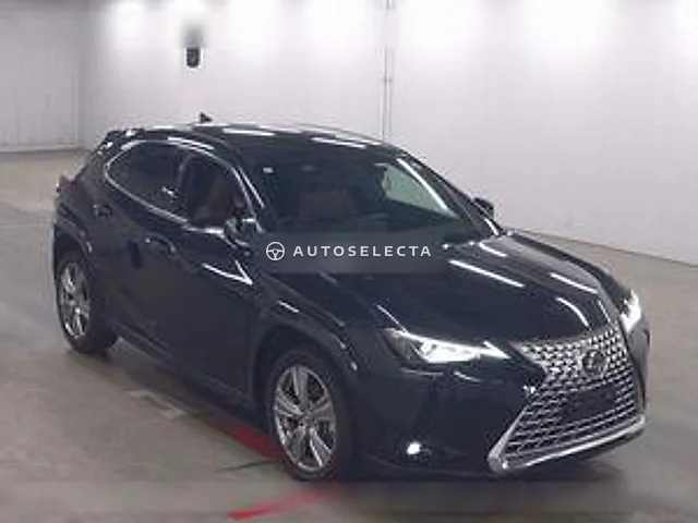 Lexus UX 2023, auction grade 3.5