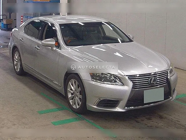 Lexus LS 2012, auction grade 4