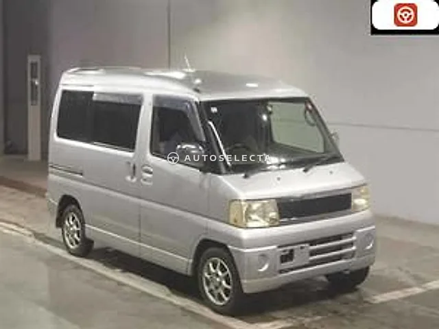 Mitsubishi Town Box 2002, auction grade 3