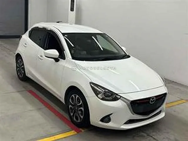 Mazda Demio 2015, auction grade 3.5