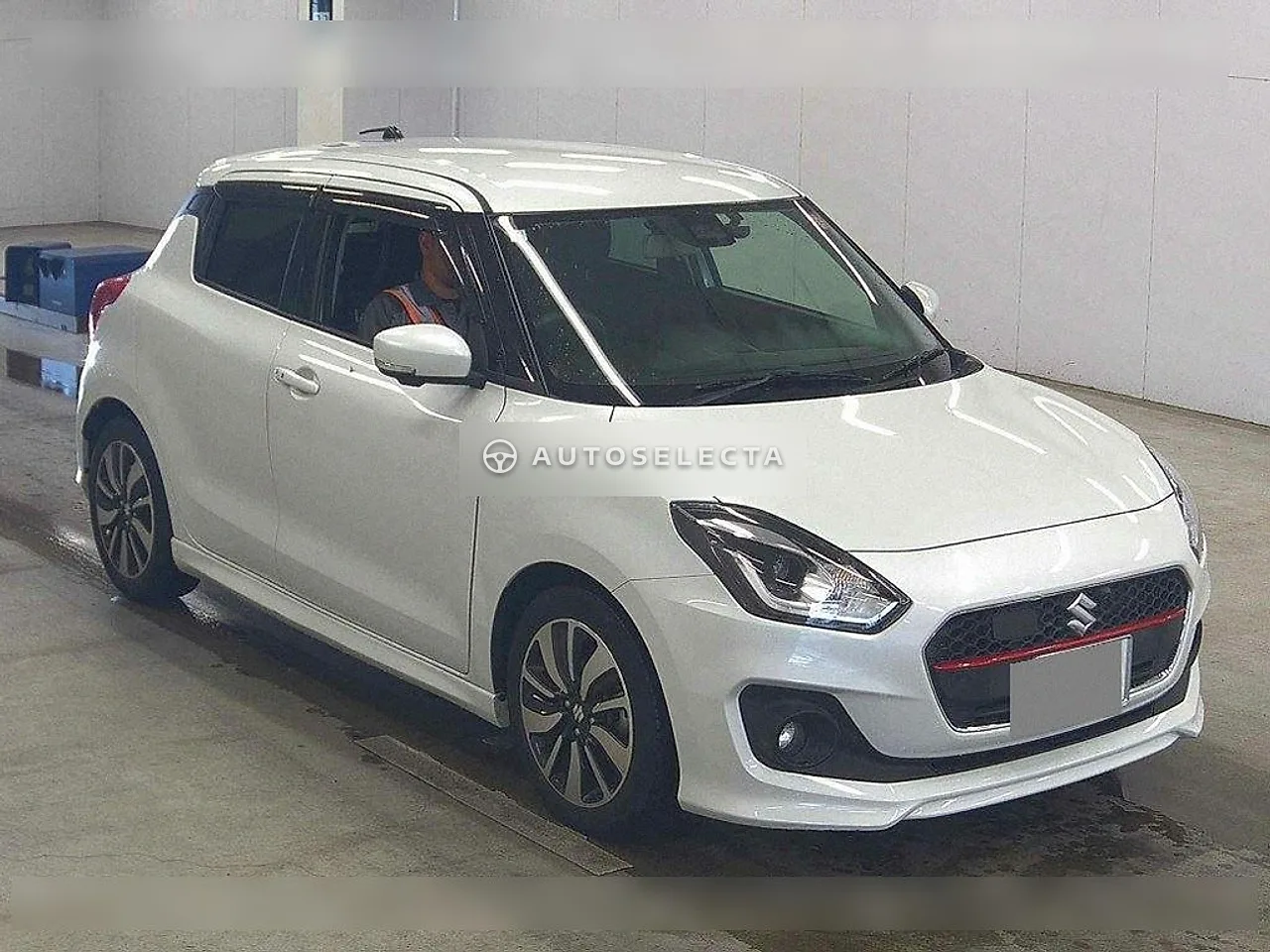 Suzuki Swift 2018, photo 1 of 1